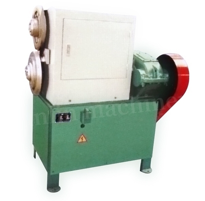 5.5kW Waste Tire Strip Cutting Machine / Tyre Strip Cutter Customized Voltage