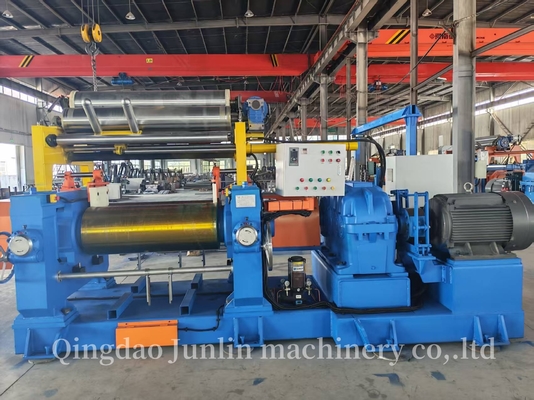 55kw 18 Inch Automatic Rubber Open Mixing Mill With Stock Blender XK-450