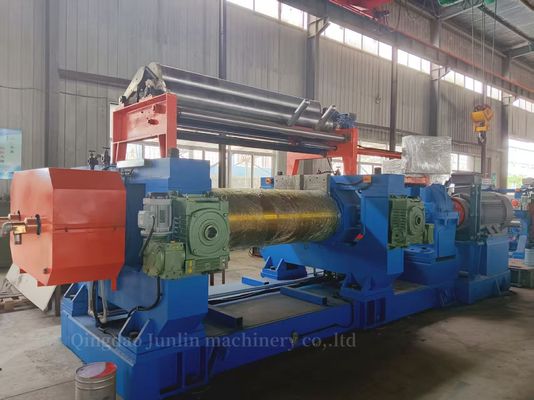 Double Shaft Open Type Two Roll Rubber Mixing Mill XK-610 With Stock Blender